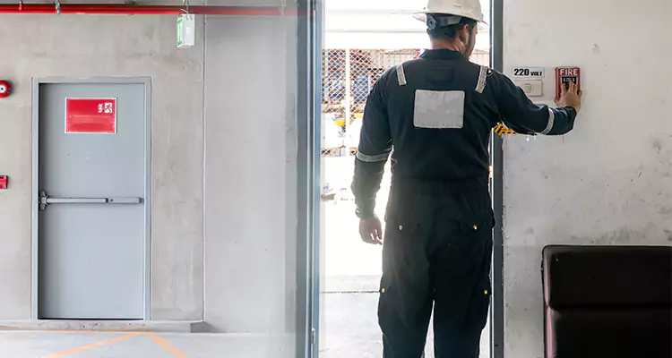 Emergency Fire Exit Door Repair in Winter Haven, FL