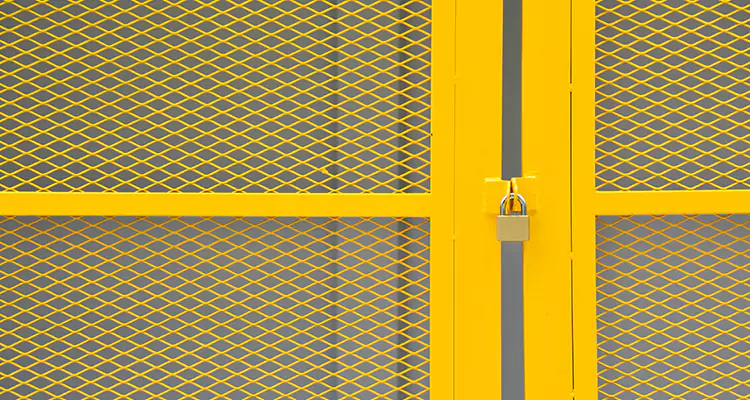 Steel Mesh Screen Door Repair in Winter Haven, FL